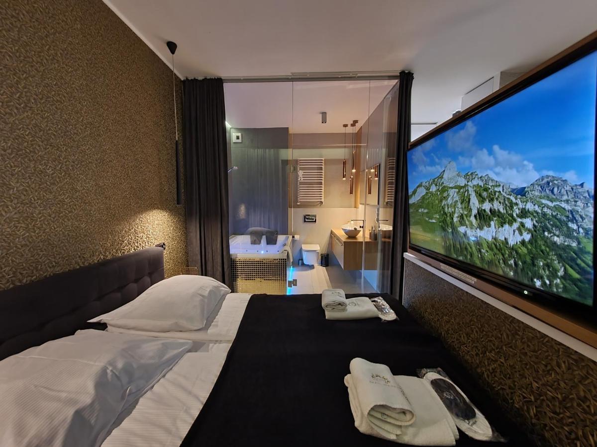 Jacuzzi Glass-House Central Station Cracovie Extérieur photo